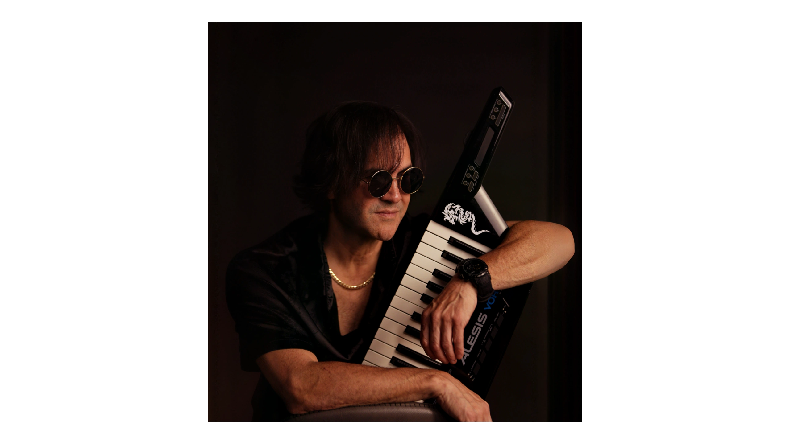 Twilight by JOYFIRE Shows Why a Pianist's Ear for Big Room Techno Works
