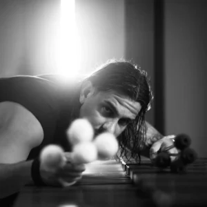 Naja by Zelipercussion: The Live Drums Behind Avant-Garde Electro